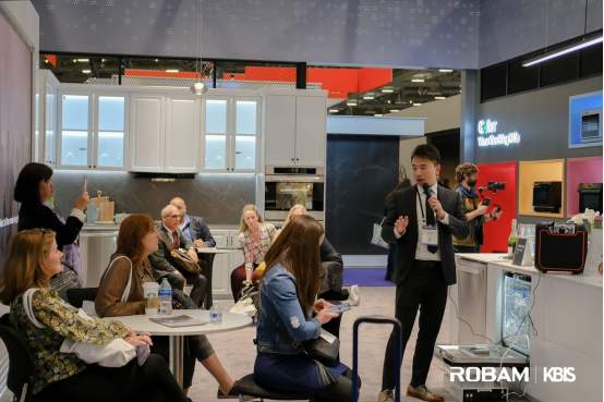 16756475665319458UIc.png 1675394518242011026.png